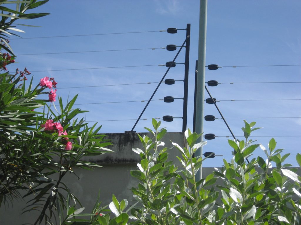 electric fence 50 by 100 plot Kenya